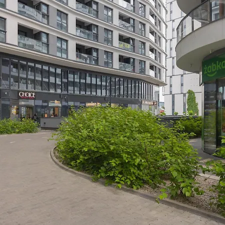 Crystal Premium By Bookinghost * ワルシャワ