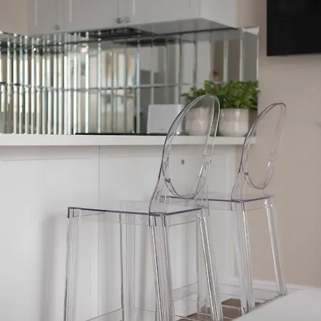 Crystal Premium By Bookinghost * Warszawa