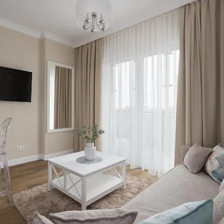 Crystal Premium By Bookinghost Warszawa