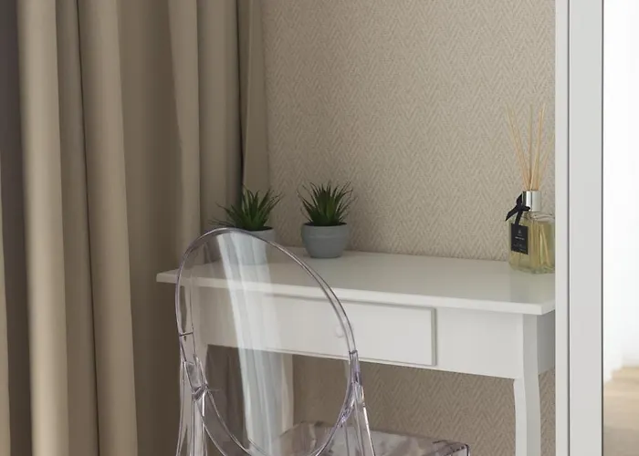 Apartment Crystal Premium By Bookinghost *