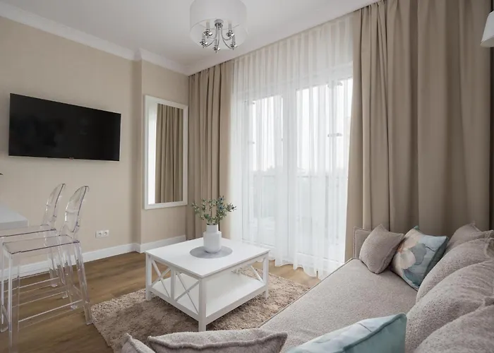 Crystal Premium By Bookinghost Warsaw